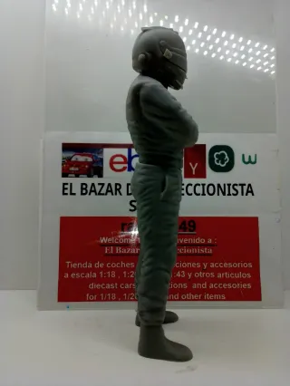 1/8 Figura driver piloto con casco - resina 3D 01