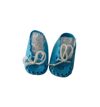 Zapatos nuevos estilo muñeco Nenuco. Leer medidas