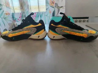 Zapatillas Jordan Multicolor Talla 43