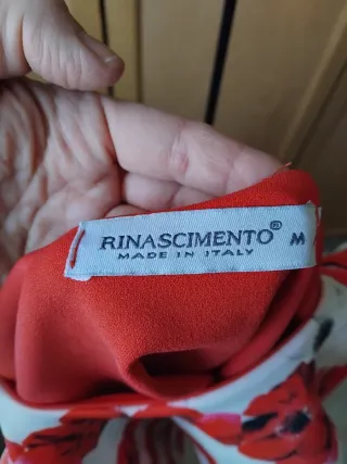 Abito Rinascimento corto con oblò