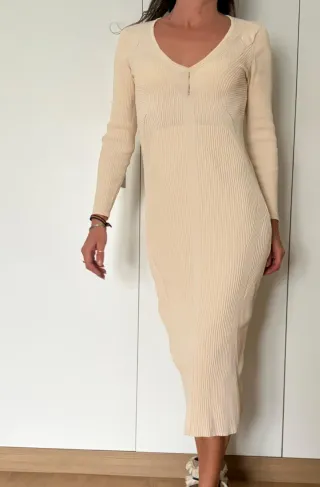 Vestido sirena punto beige talla M