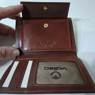 Portafogli in pelle marrone