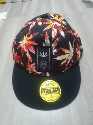 Gorra hojas marihuana talla única