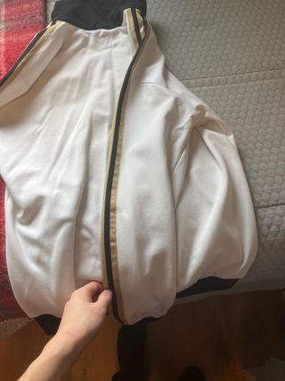 Chaqueta Adidas Blanca y Dorada