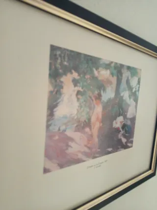 Cuadro decorativo con marco dorado