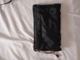 Monedero Paco Martínez negro acolchado