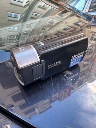 Videocámara Samsung FULL HD BSI Sensor