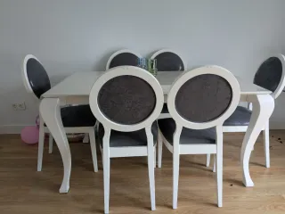 Sillas madera medallón blancas y gris plata 6