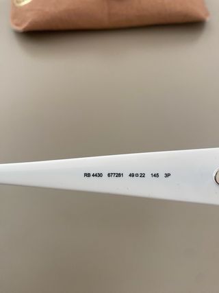 Gafas Ray-Ban RB4430 Blancas y Negras