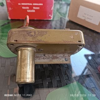 Cerradura de seguridad metálica