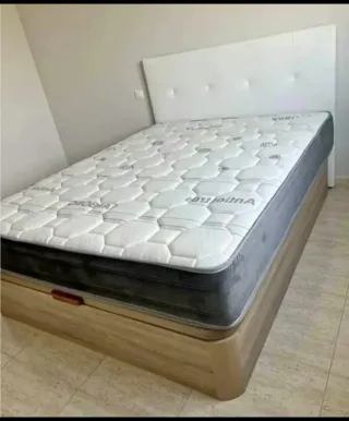 Canapé abatible madera con colchones viscoelástica