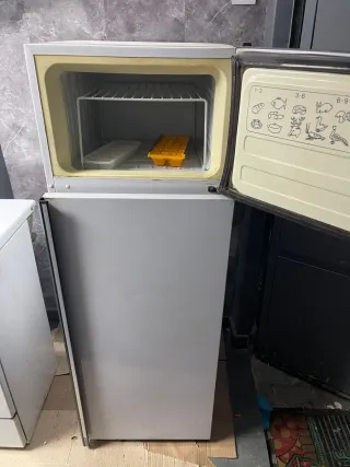 Nevera Westinghouse Blanca