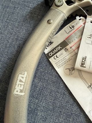 Piolet Petzl Quark
