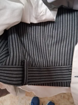 Traje de pingüino Sir Lucky negro y gris