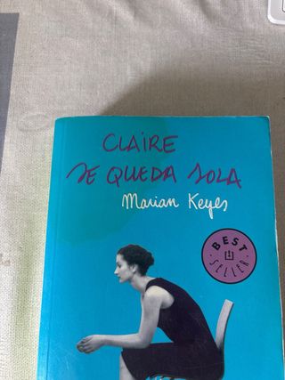 Claire se queda sola