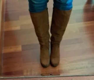 Botas altas camurça castanhas