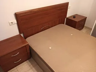 Conjunto muebles con canapé, cabecero y mesas