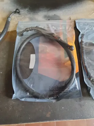 Latiguillos de freno Yamaha FZ6