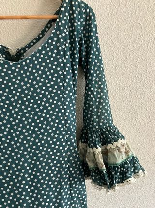 Traje de Flamenca verde  Ancho: 34-36 Largo: 145