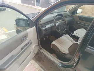 Nissan X-Trail 2004