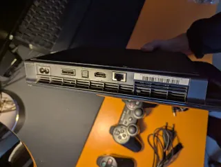 Sony PS3 Super Slim + 2 Controller + Cavi