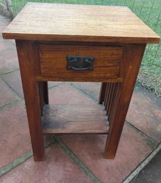 Mesitas de noche de madera restauradas a tu gusto