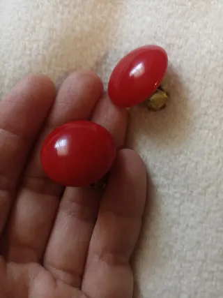 Pendientes vintage rojos