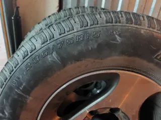 Llantas 235/75R15 M+S Todo Terreno