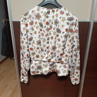 Blusa Sfera Estampada Blanca