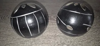 Fermacartelle con 2 sfere decorative