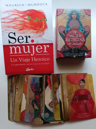 Lote oráculo Mujer medicina y libro ser mujer