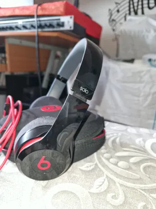 Cuffie Beats Solo Black/Red