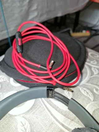 Cuffie Beats Solo Black/Red