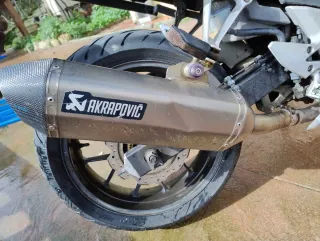 Honda CB500X Adventure Negra y Amarilla