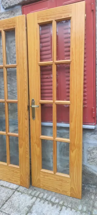 Puertas de madera con cristal