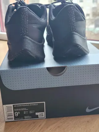 Nike Air Zoom Pegasus 38 Shield Running Shoes