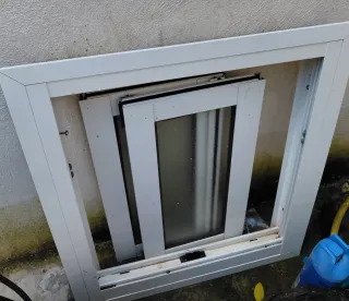 Ventana aluminio corredera 60(alto) × 50(ancho)