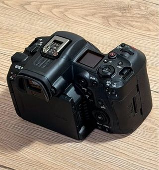 Canon EOS R5