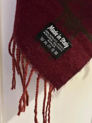 Chal granate con estampado verde caqui