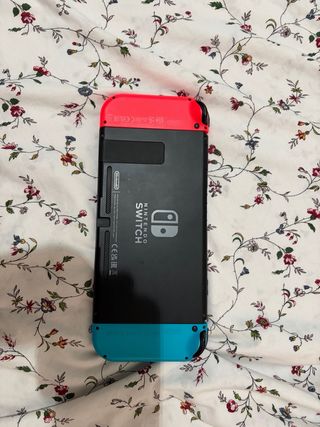 Nintendo Switch + Scheda Micro SD 512GB