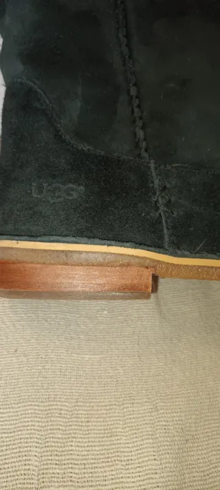 Botas UGG Ante Negro Talla 40