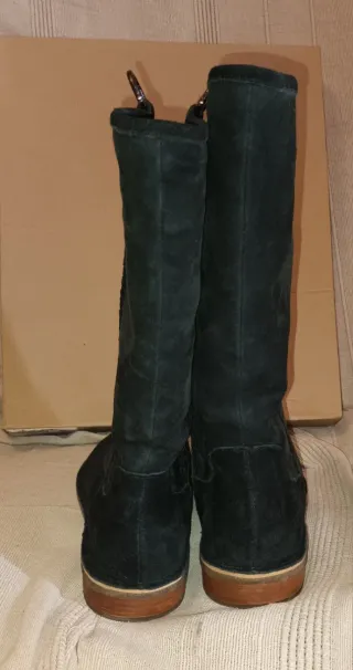Botas UGG Ante Negro Talla 40