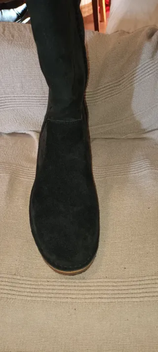 Botas UGG Ante Negro Talla 40