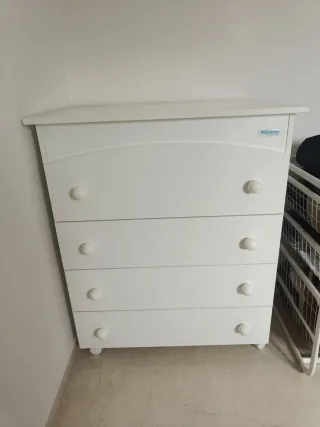 Cómoda cambiador Micuna blanca