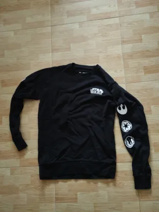 Sudadera Star Wars Negra y logos oficiales blancos