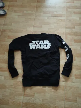 Sudadera Star Wars Negra y logos oficiales blancos