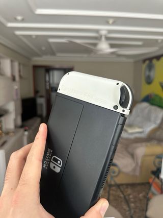 Nintendo Switch OLED Blanca + Complementos