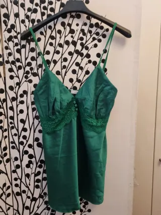 Canottiera in raso verde