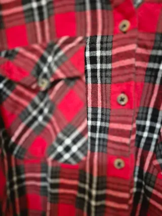 Camisa cuadros roja y negra Stradivarius