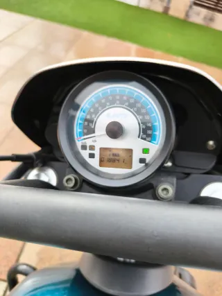 Moto 126 Custom Cruiser